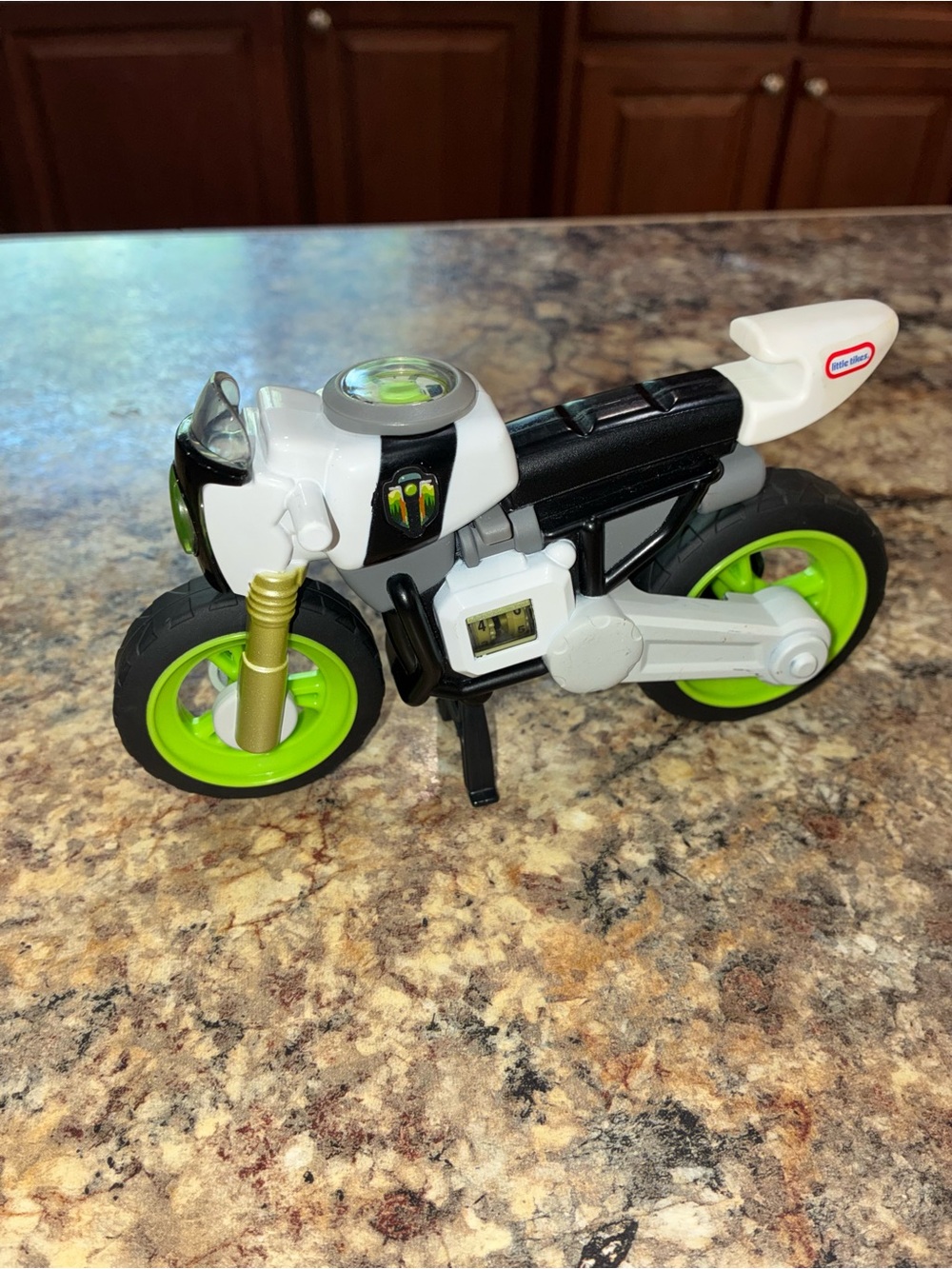 Little Tikes BIG Adventures Ultimate Explorer Bike